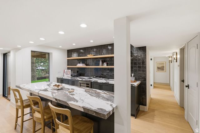 2651 E HIAWATHA CIR, Salt Lake City, UT 84108