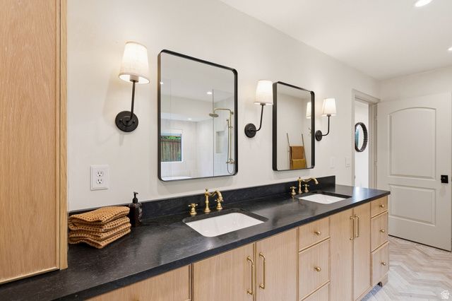 2651 E HIAWATHA CIR, Salt Lake City, UT 84108
