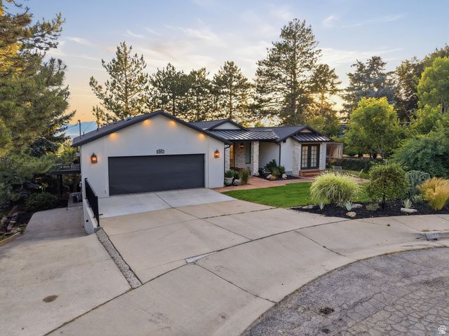 2651 E HIAWATHA CIR, Salt Lake City, UT 84108
