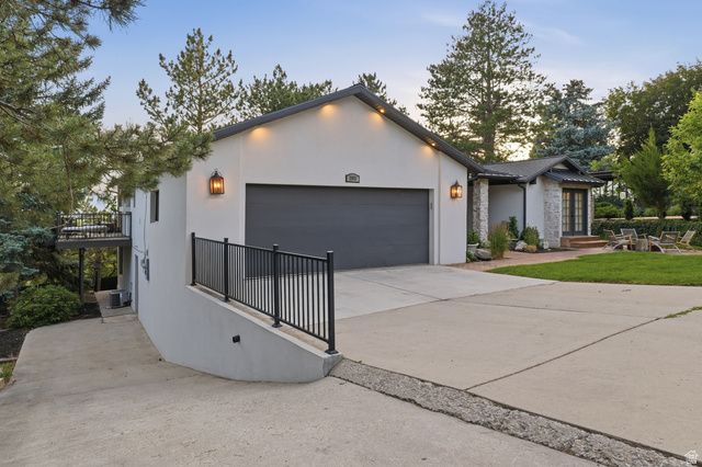 2651 E HIAWATHA CIR, Salt Lake City, UT 84108