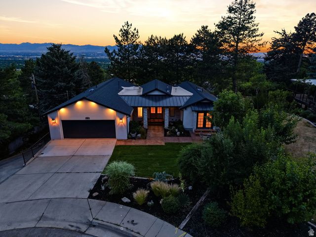 2651 E HIAWATHA CIR, Salt Lake City, UT 84108