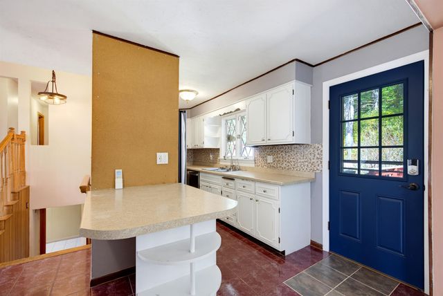 204 High Street, Boscawen, NH 03303