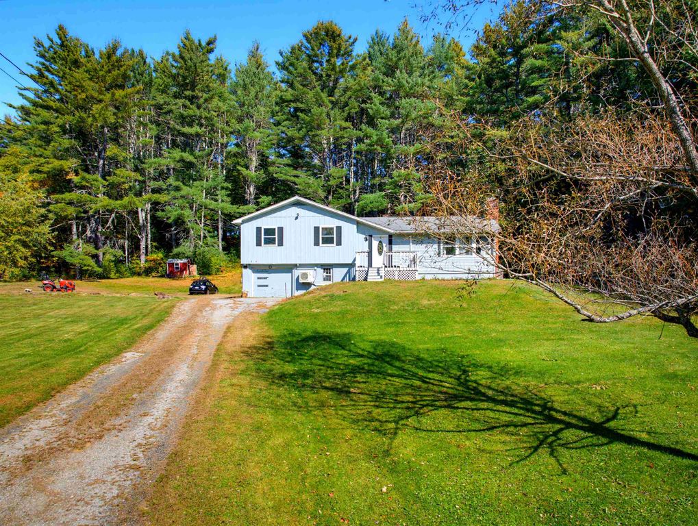 204 High Street, Boscawen, NH 03303