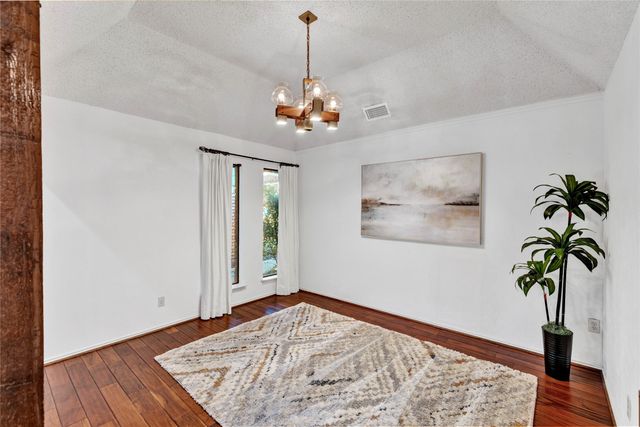 1104 Mayleaf Drive, Irving, TX 75060