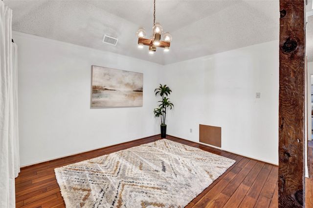 1104 Mayleaf Drive, Irving, TX 75060