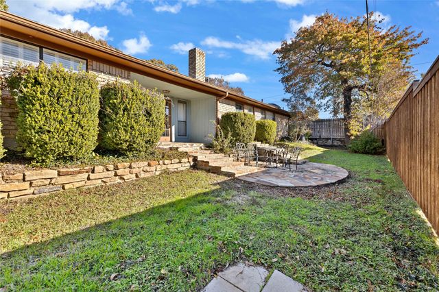 1104 Mayleaf Drive, Irving, TX 75060