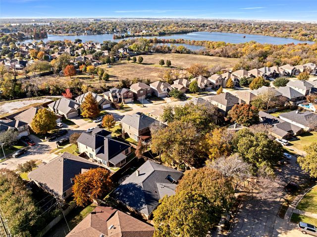 1104 Mayleaf Drive, Irving, TX 75060