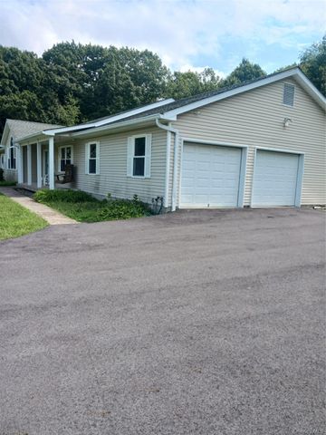 36 Greentree Lane, Milton, NY 12547