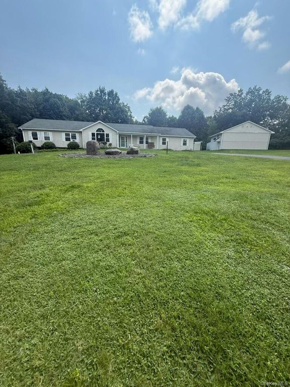 36 Greentree Lane, Milton, NY 12547
