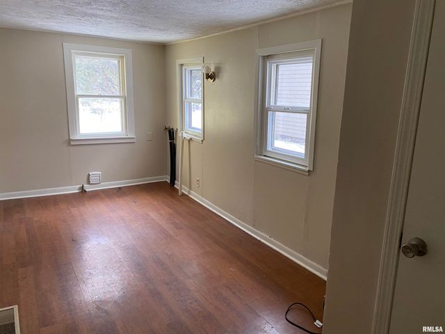 504 WILLIAMS Street, Springfield, IL 62704