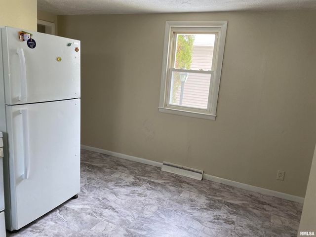 504 WILLIAMS Street, Springfield, IL 62704