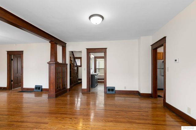 4418 Saint Paul Avenue, Lincoln, NE 68504