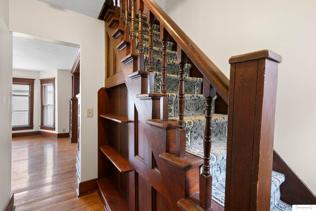 4418 Saint Paul Avenue, Lincoln, NE 68504