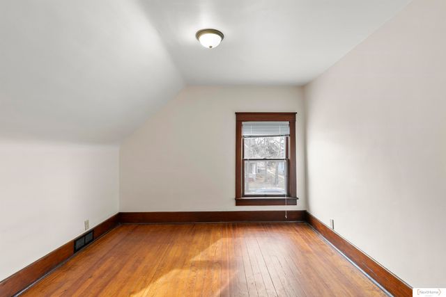 4418 Saint Paul Avenue, Lincoln, NE 68504