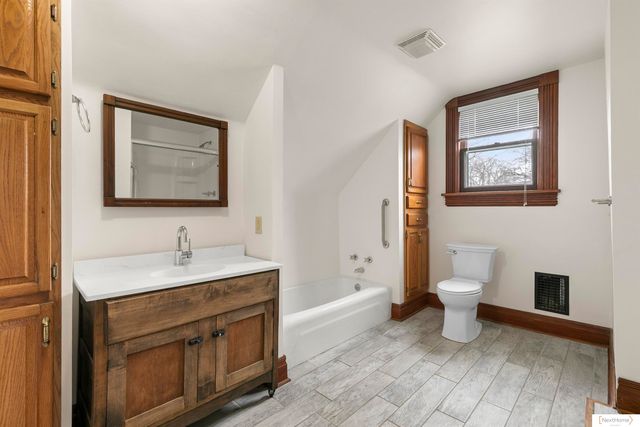 4418 Saint Paul Avenue, Lincoln, NE 68504