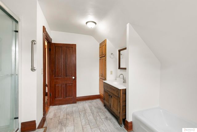 4418 Saint Paul Avenue, Lincoln, NE 68504