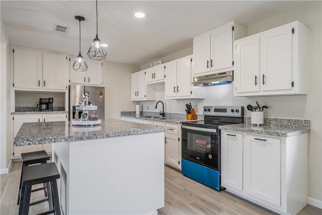 5801 Lucille Dr, Corpus Christi, TX 78412