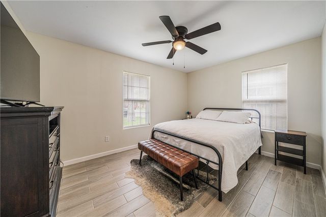 5801 Lucille Dr, Corpus Christi, TX 78412