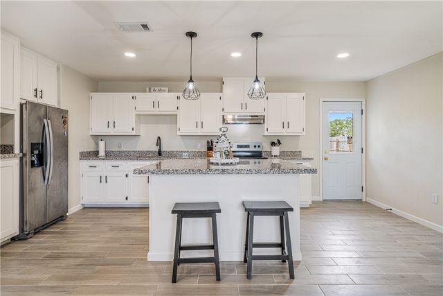 5801 Lucille Dr, Corpus Christi, TX 78412