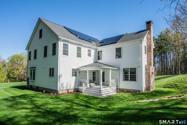 152 Old Farms Road, Simsbury, CT 06070