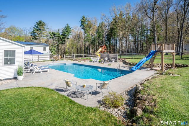 152 Old Farms Road, Simsbury, CT 06070