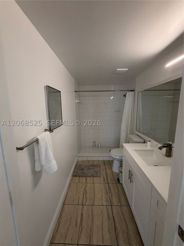 5077 NW 7th St 1501, Miami, FL 33126