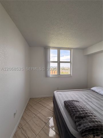 5077 NW 7th St 1501, Miami, FL 33126