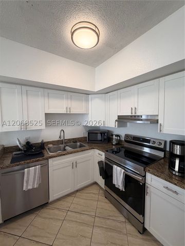 5077 NW 7th St 1501, Miami, FL 33126
