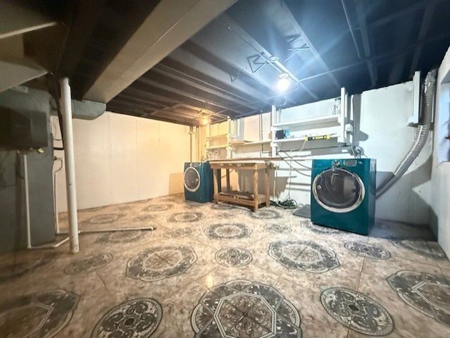 2080 Sutherland Place, Hoffman Estates, IL 60169