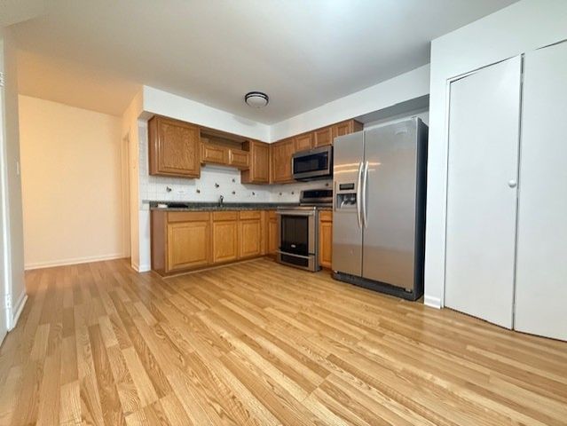 2080 Sutherland Place, Hoffman Estates, IL 60169