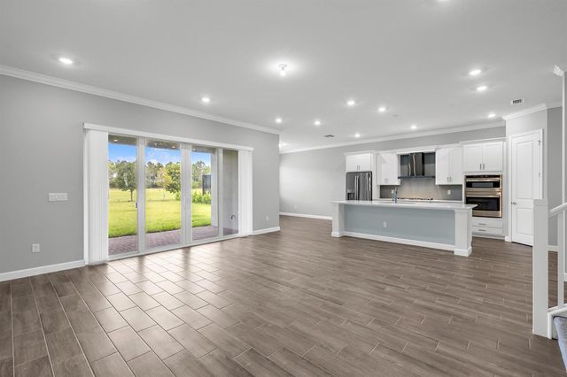 686 Hookline Circle, Loxahatchee, FL 33470