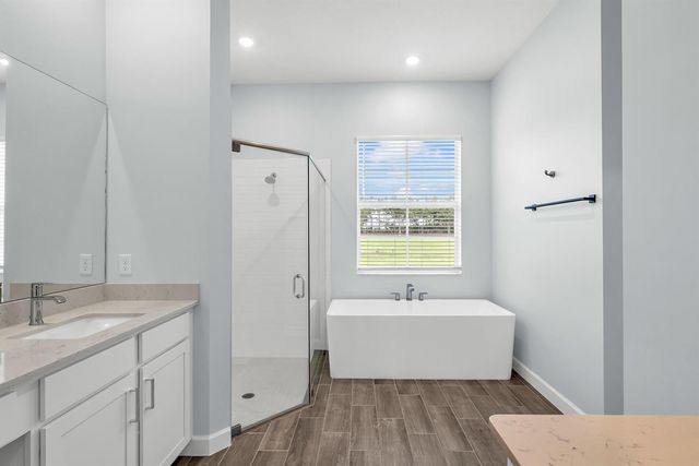 686 Hookline Circle, Loxahatchee, FL 33470