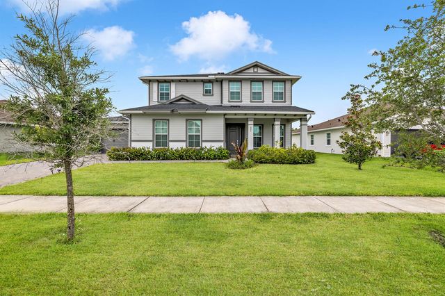 686 Hookline Circle, Loxahatchee, FL 33470
