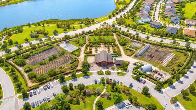686 Hookline Circle, Loxahatchee, FL 33470