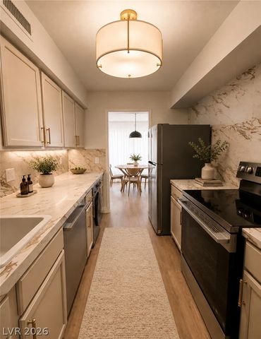 698 Oakmont Avenue 1310, Las Vegas, NV 89109