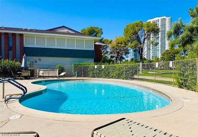 698 Oakmont Avenue 1310, Las Vegas, NV 89109