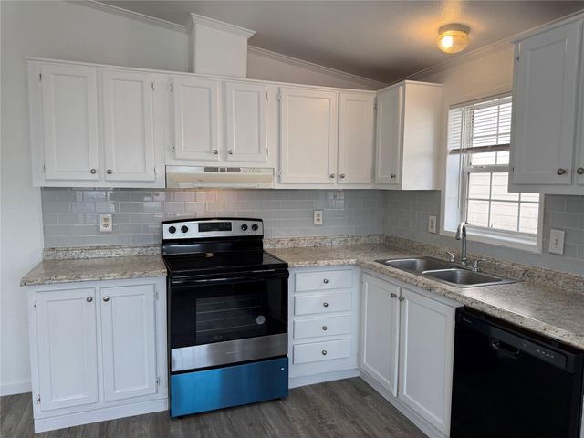 4420 Magin Meadow DR, Austin, TX 78744