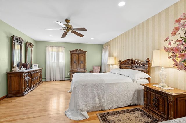 66 Colton Avenue, Sayville, NY 11782