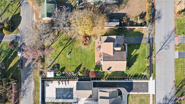 66 Colton Avenue, Sayville, NY 11782