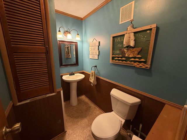 906 BORDA STREET, North Pole, AK 99705