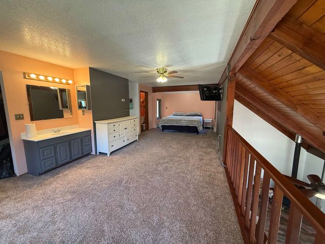 906 BORDA STREET, North Pole, AK 99705