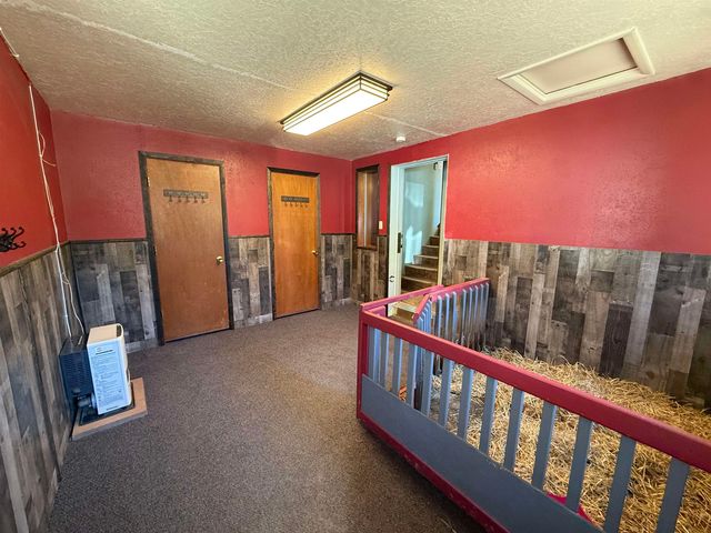 906 BORDA STREET, North Pole, AK 99705
