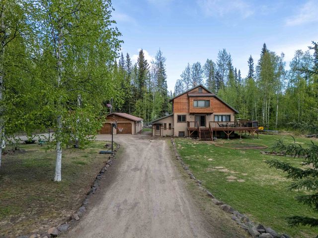 906 BORDA STREET, North Pole, AK 99705