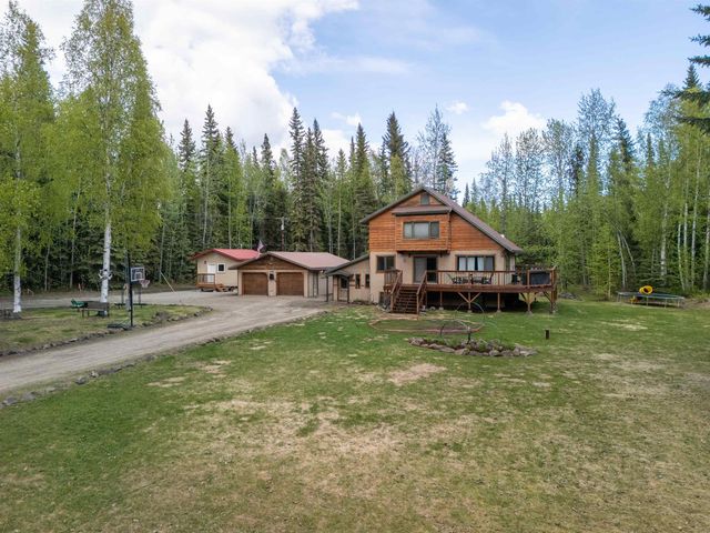 906 BORDA STREET, North Pole, AK 99705
