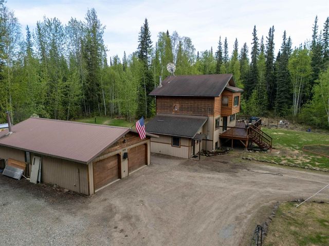 906 BORDA STREET, North Pole, AK 99705