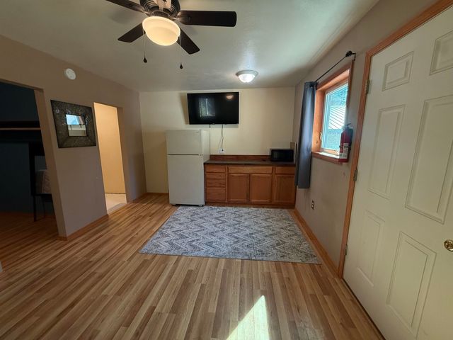 906 BORDA STREET, North Pole, AK 99705