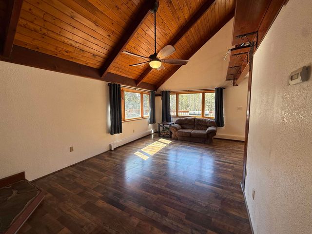 906 BORDA STREET, North Pole, AK 99705