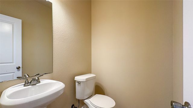 9922 Ironhorse Drive, Dallas, TX 75227