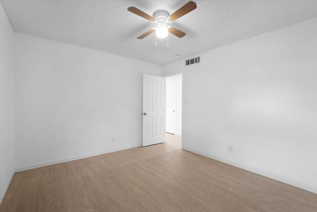 10313 Karen Avenue NE, Albuquerque, NM 87111