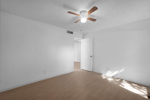 10313 Karen Avenue NE, Albuquerque, NM 87111